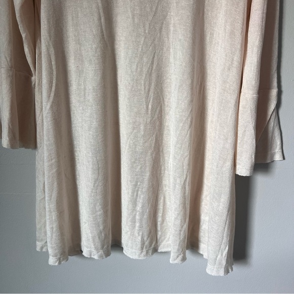 Women’s Umgee 3/4 Flare Sleeve Tunic in Cream Size Small - Picture 5 of 10